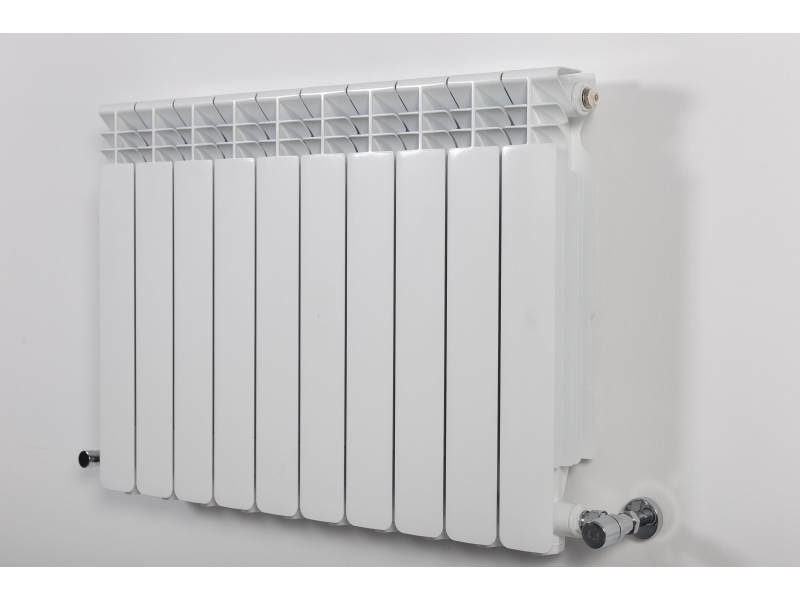 Италиански алуминиев радиатор Helyos Н600